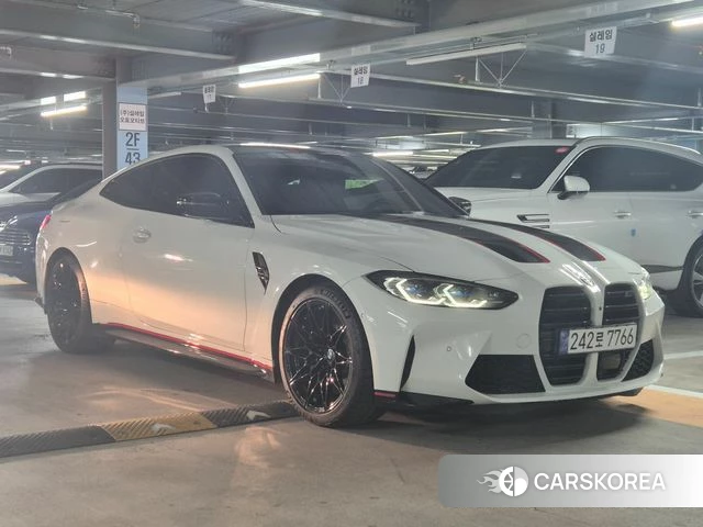 BMW M4 (G82) 2023 Белый из Кореи, фото 3