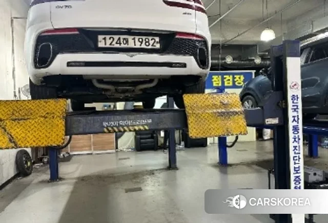 Genesis GV70 2021 Белый из Кореи, фото 2