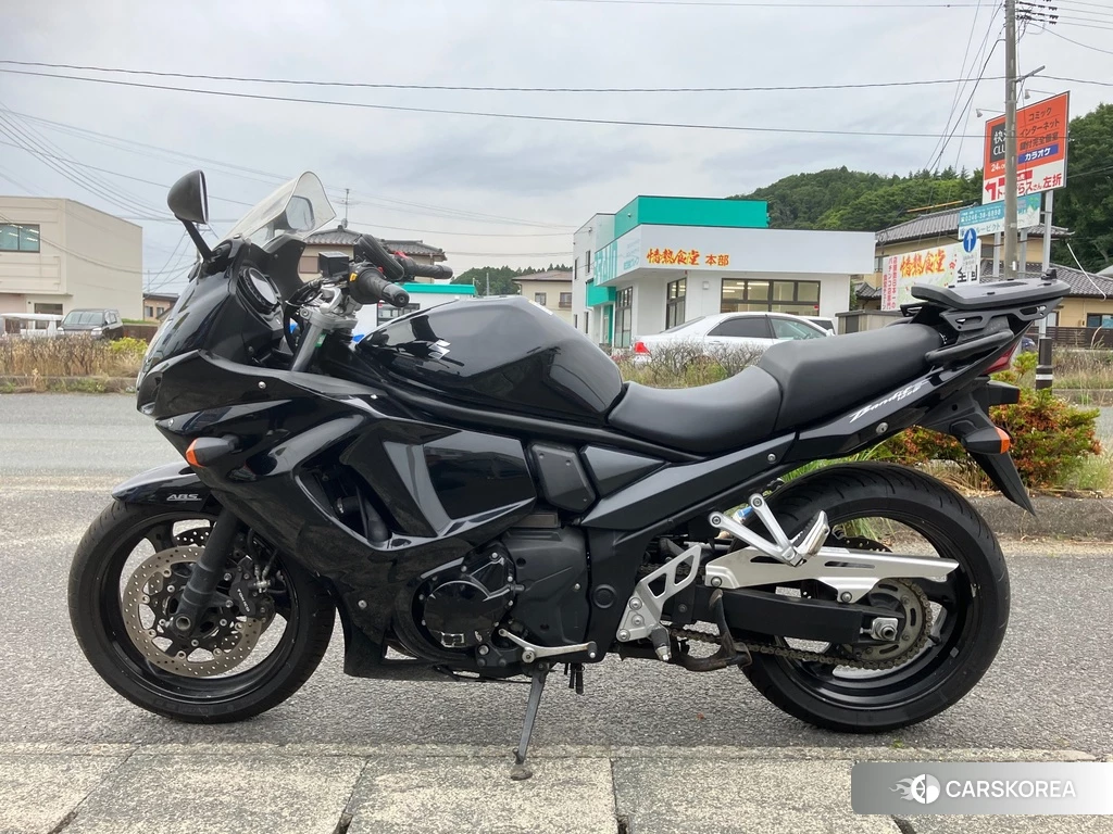 Проданный Suzuki BANDIT 1250F 2010 из Японии, фото 2