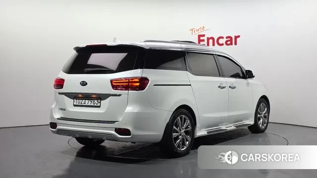 Kia The New Carnival id 3736740 из Кореи 12