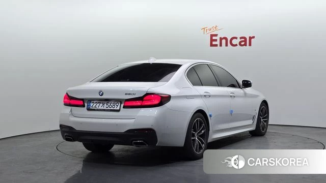 BMW 5 Series (G30) id 3786866 из Кореи 12