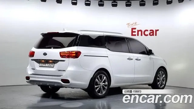 Kia The New Carnival id 2860209 из Кореи 12