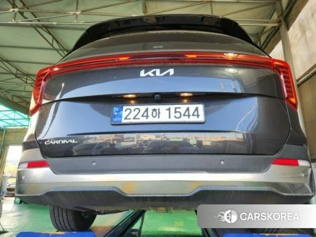 Kia The New Carnival 4th Generation 2024 Серый из Кореи, фото 2