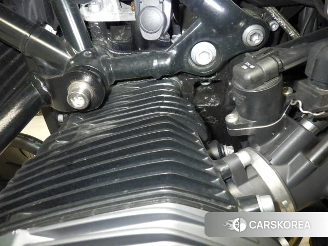 Engine photo