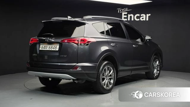 Toyota RAV4 id 4557828 из Кореи 12