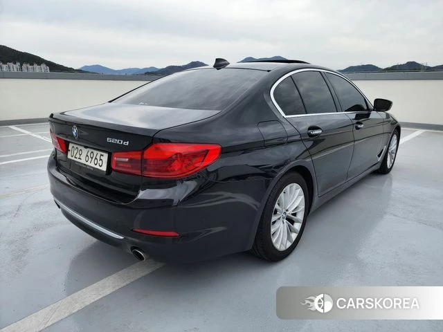 BMW 5 Series (G30) id 3824940 из Кореи 12