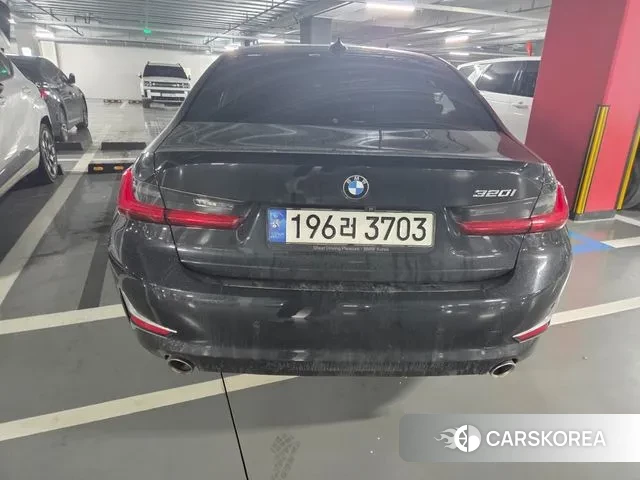 BMW 3 Series (G20) 2021 Черный из Кореи, фото 2