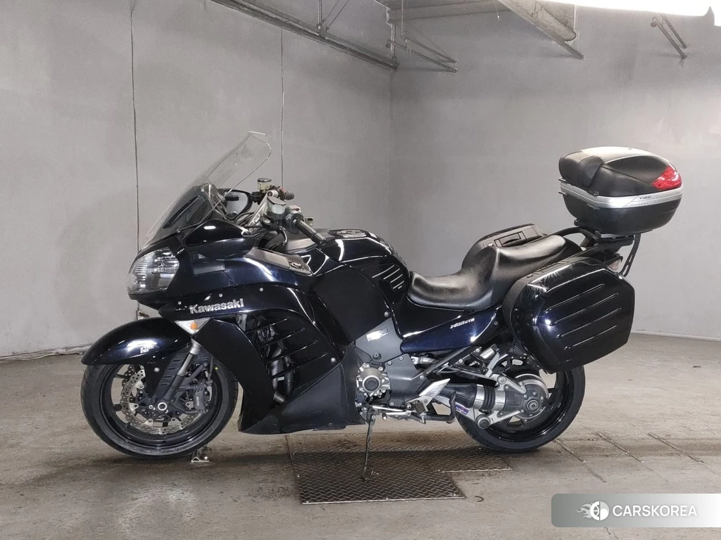 Проданный Kawasaki 1400GTR 2012 из Японии