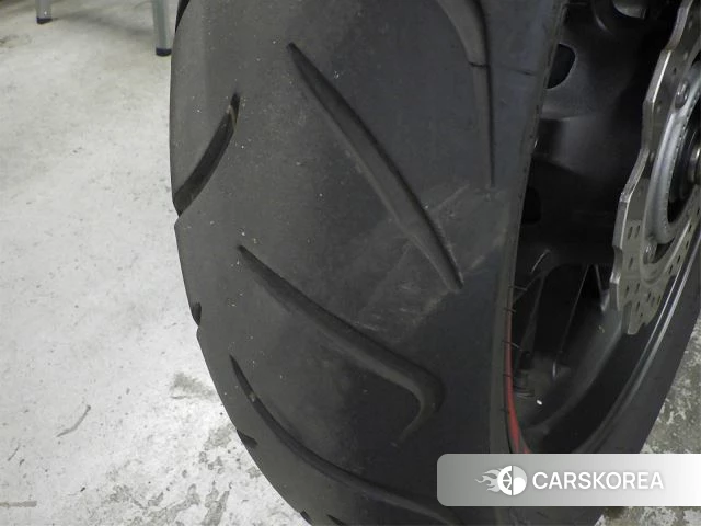 Honda CBR400R id 3946864 из Японии 12