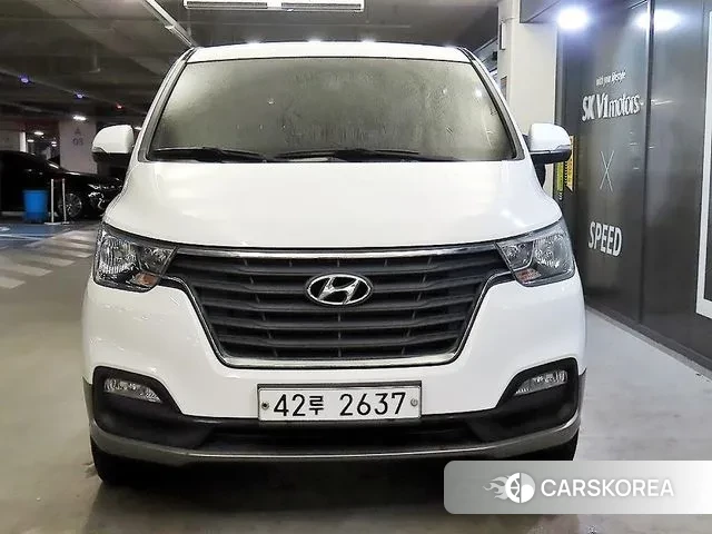 Hyundai The New Grand Starex 2018 Белый из Кореи, фото 2