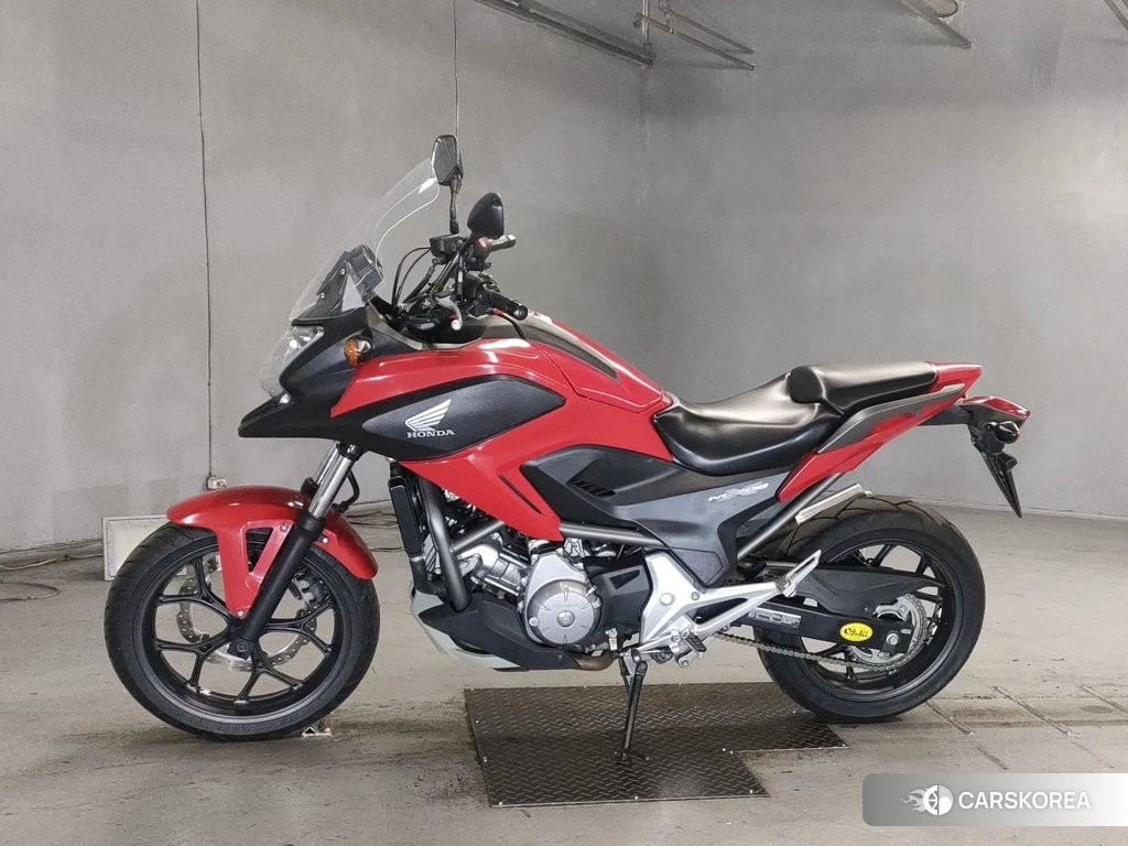 Проданный Honda NC700X 2015 из Японии