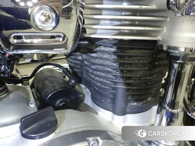 Engine photo