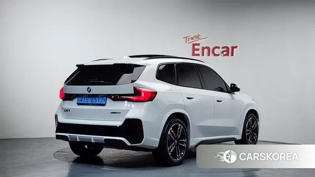 BMW iX1 (U11) id 3763480 из Кореи 12