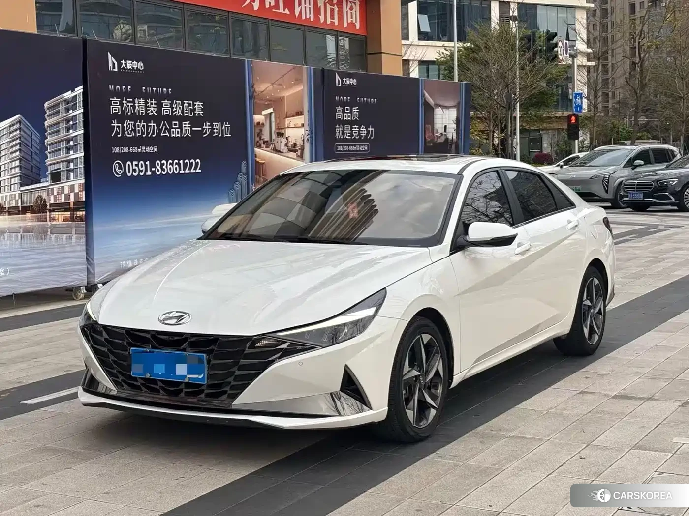 Hyundai Elantra 2022 Белый из Китая, фото 2