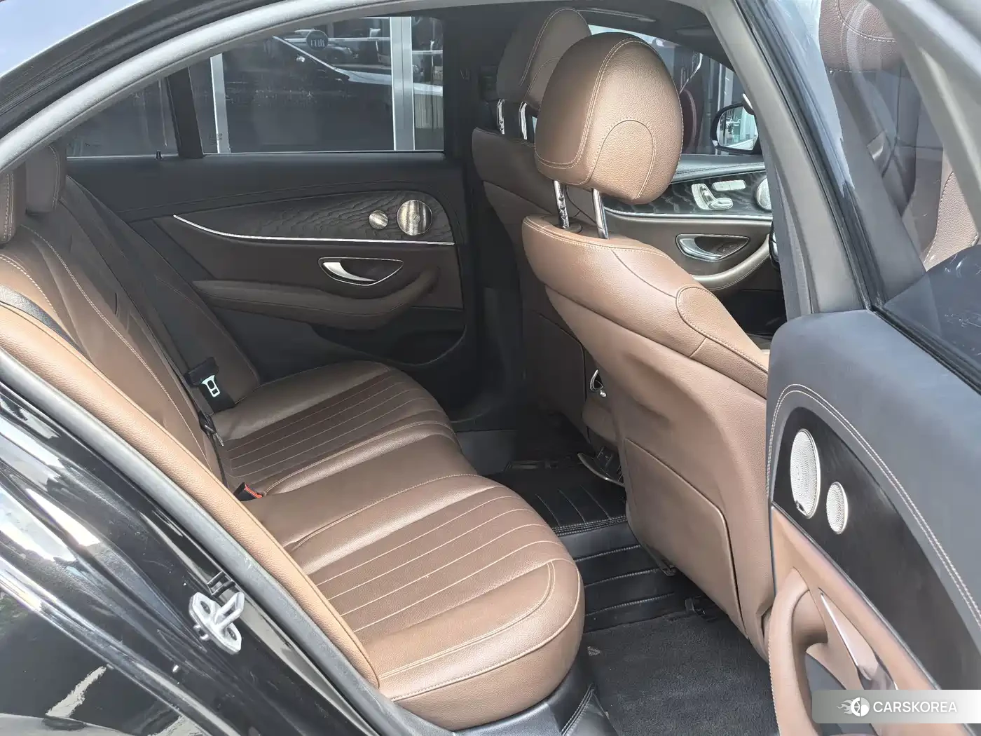 Mercedes-Benz E-Class id 4622303 из Китая 12
