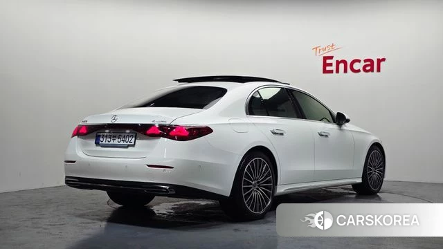 Mercedes-Benz E-Class W214 id 4617390 из Кореи 12