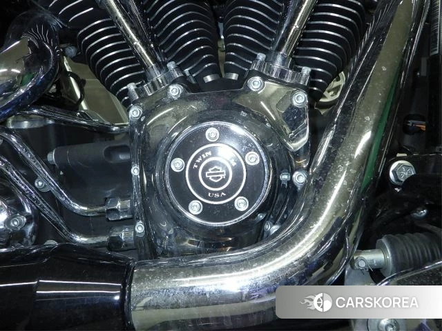 Engine photo