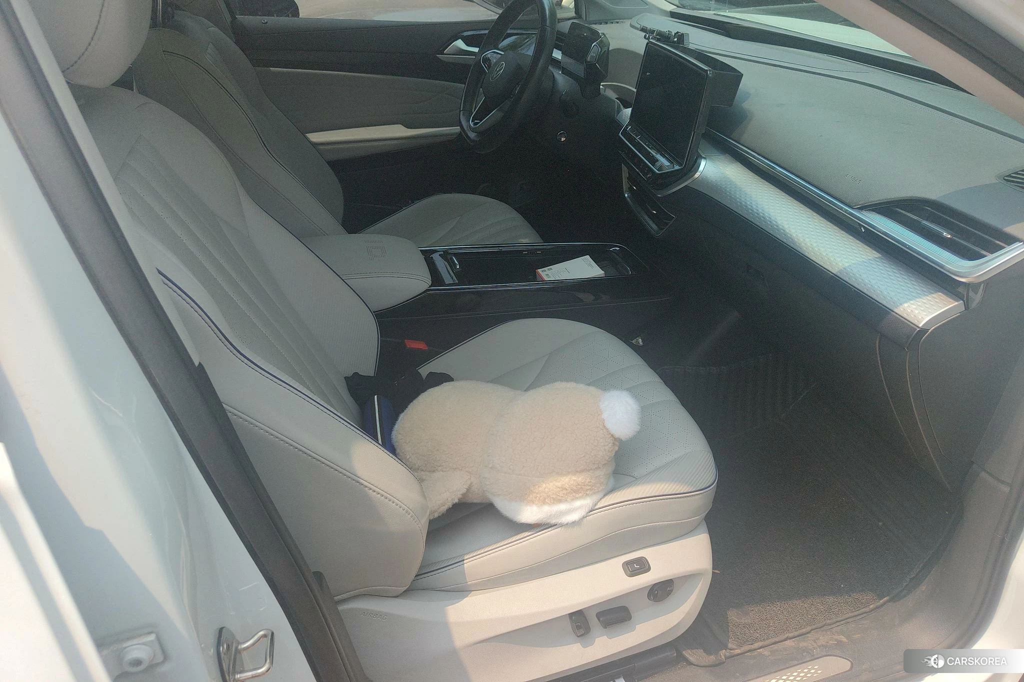 Volkswagen ID.6 X id 4513936 из Китая 9