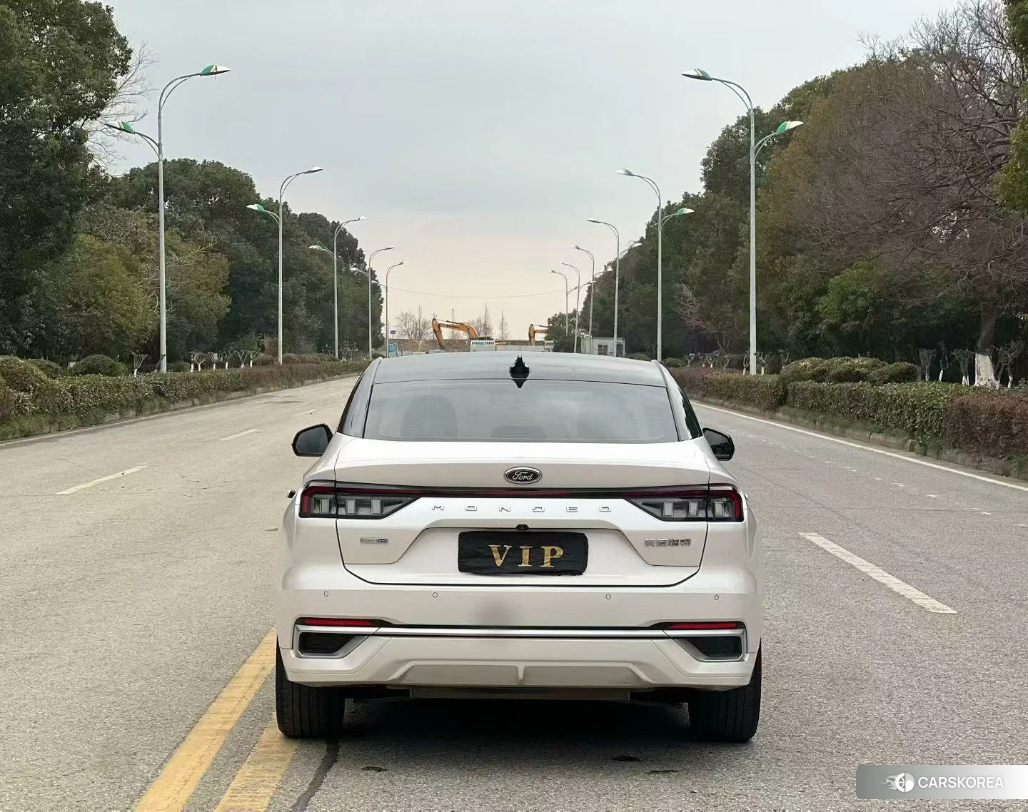 Ford Mondeo 2022 Белый из Китая, фото 2