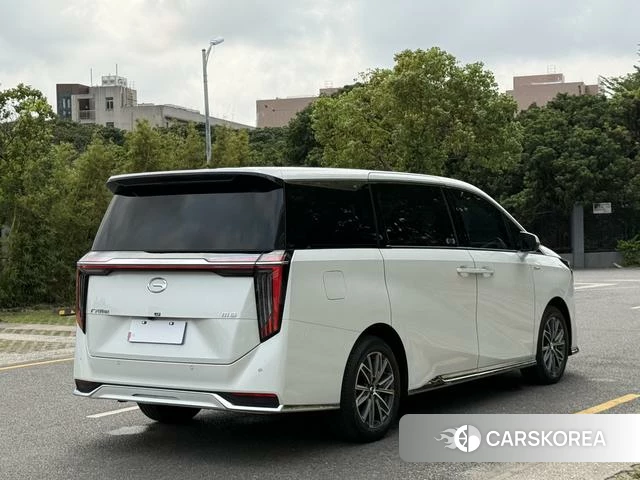 GAC Trumpchi Trumpchi M8 2026 Белый из Китая, фото 3