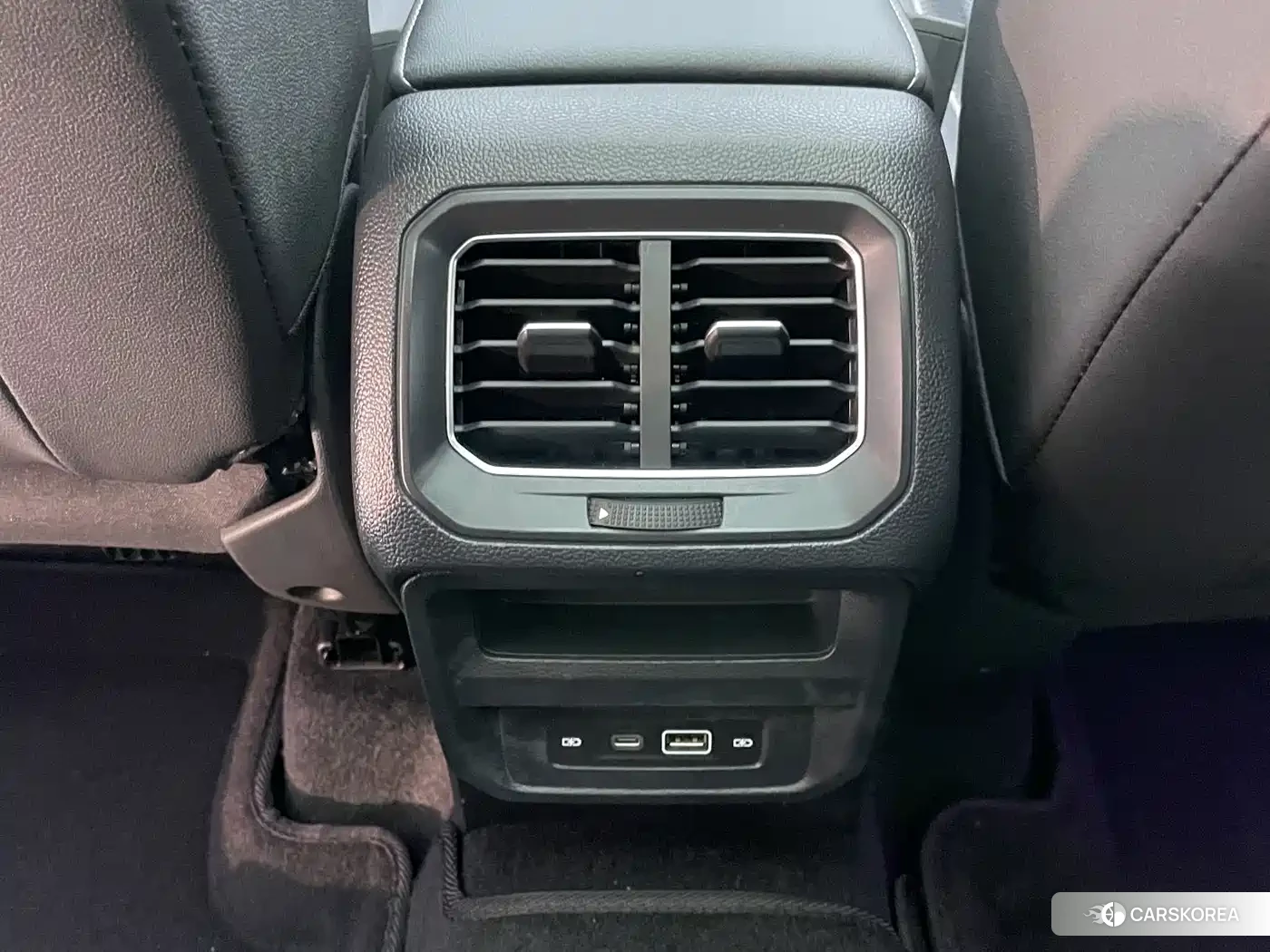Volkswagen Tiguan L id 4679531 из Китая 12