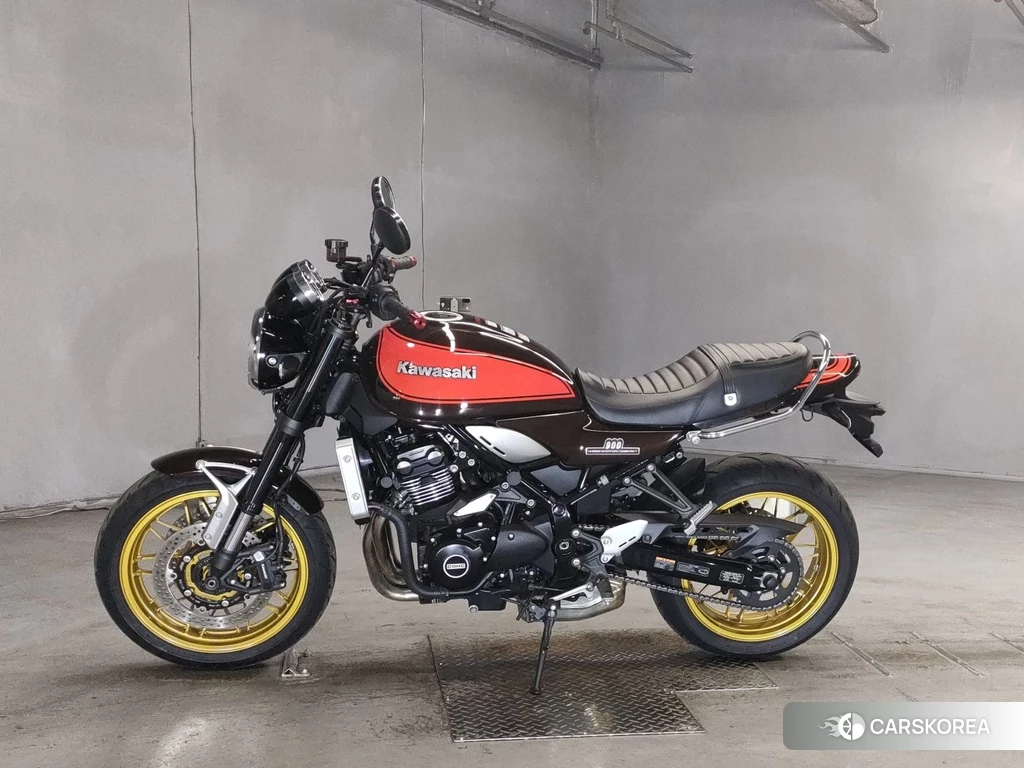 Проданный Kawasaki Z900RS 2022 из Японии, фото 2