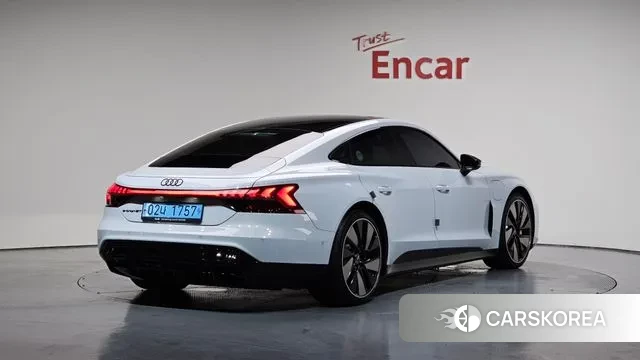 Audi e-Tron GT id 3053838 из Кореи 12
