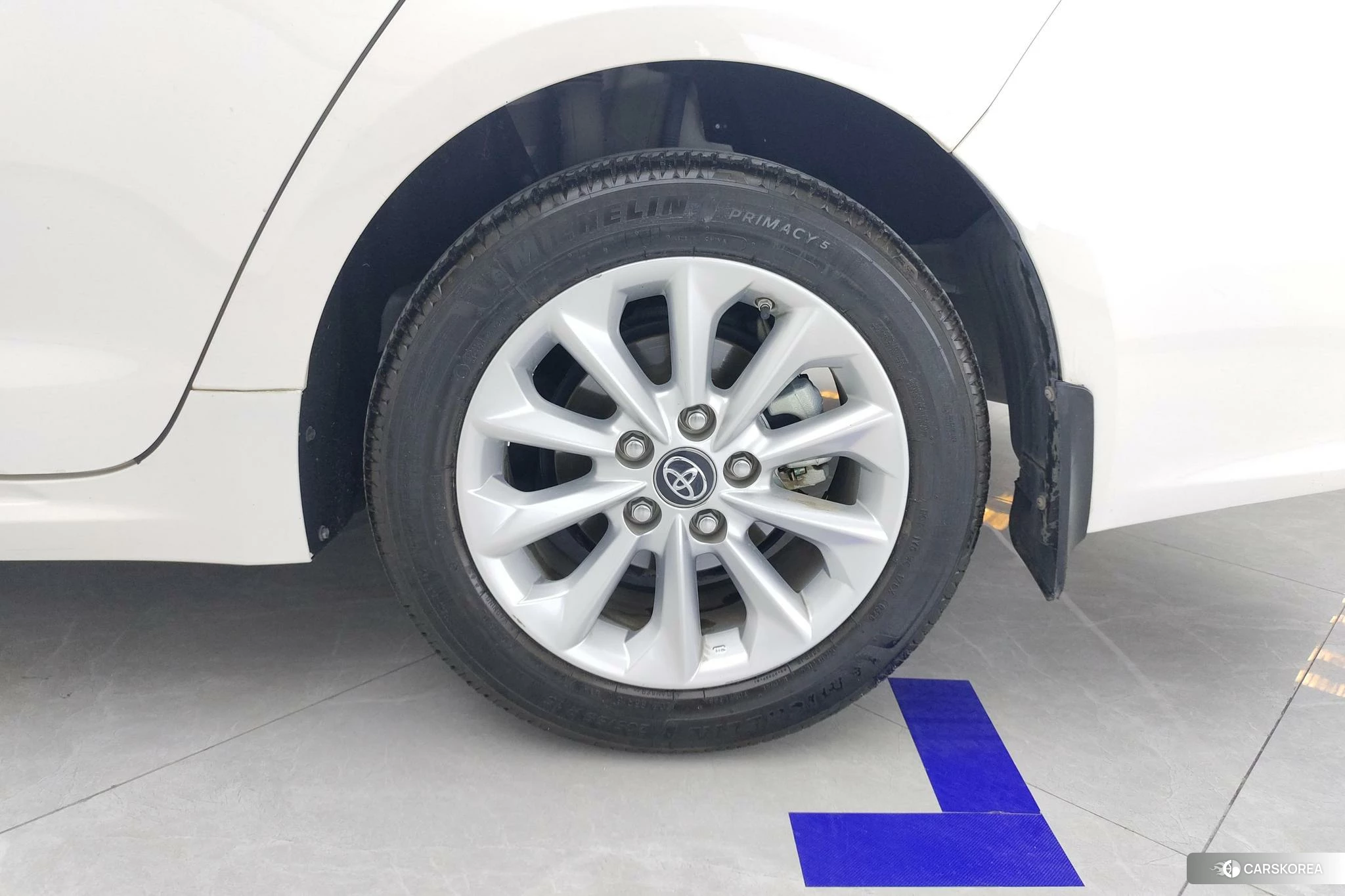 Toyota Corolla id 4510851 из Китая 9