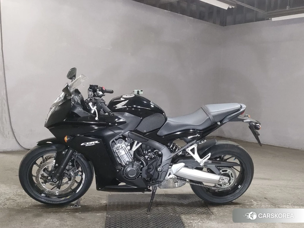 Проданный Honda CBR650F 2017 из Японии, фото 2