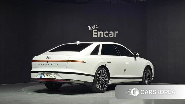 Hyundai Grandeur (GN7) id 4488774 из Кореи 12