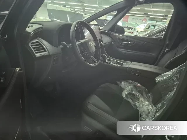 Toyota Alphard 4th Generation 2024 Черный из Кореи, фото 2