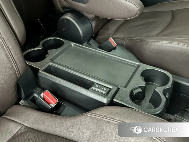 Toyota Saina id 4263585 из Китая 12