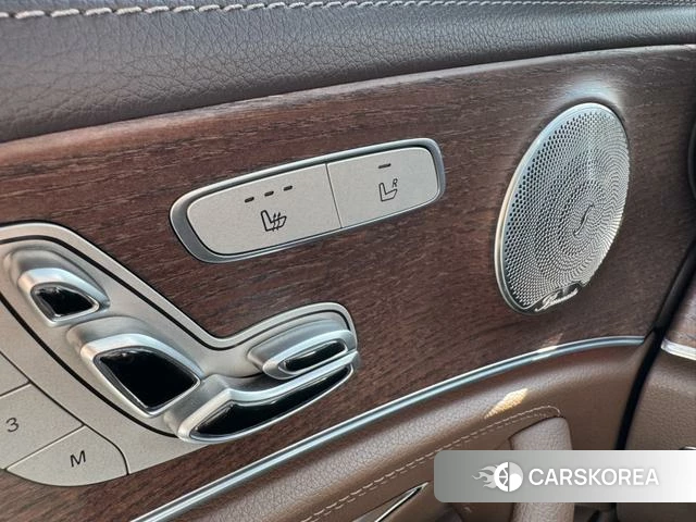 Mercedes-Benz E-class 2023 Черный из Китая, фото 6