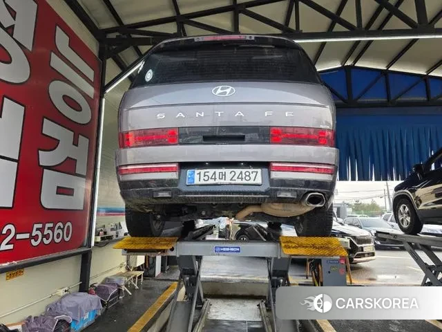 Hyundai Santa Fe (MX5) 2023 Серый из Кореи, фото 2