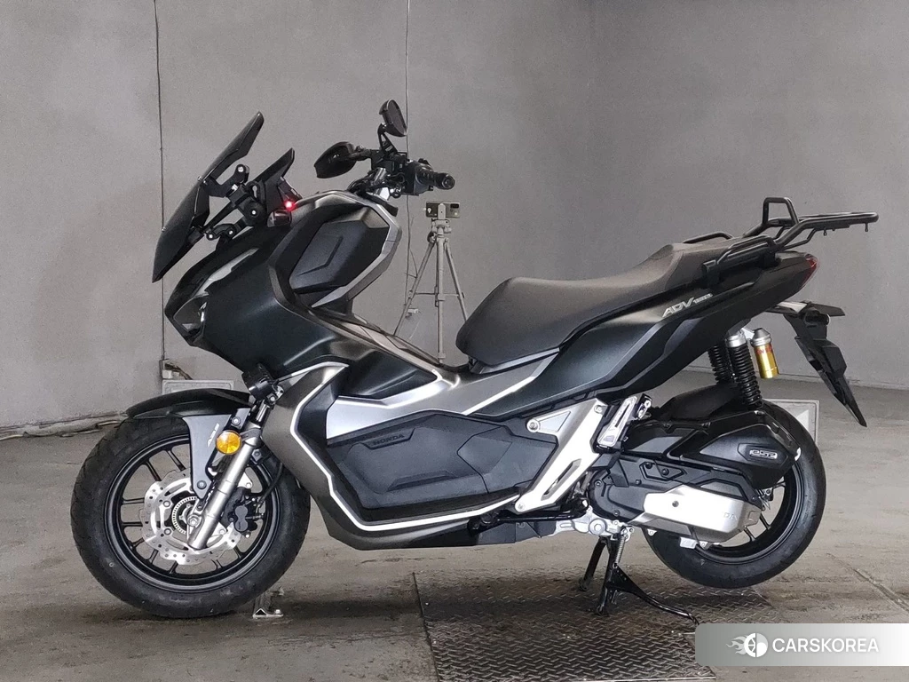 Проданный Honda ADV150 2019 из Японии, фото 2