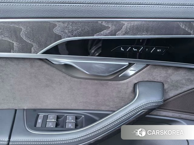 Audi A8 id 4277387 из Китая 12