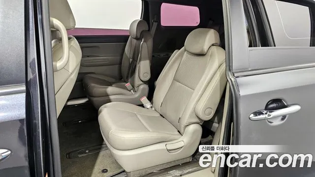 Kia The New Carnival id 2575482 из Кореи 12