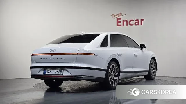 Hyundai Grandeur Hybrid (GN7) id 3502537 из Кореи 12