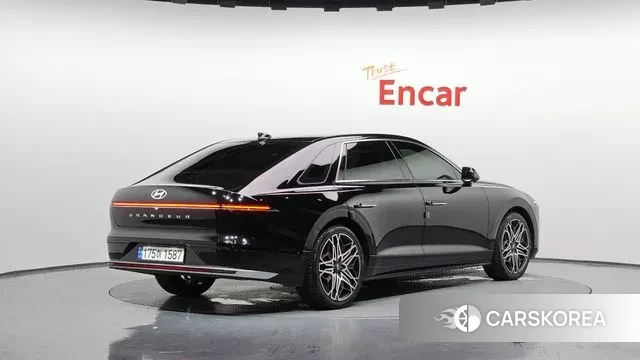 Hyundai Grandeur Hybrid (GN7) id 2889428 из Кореи 12