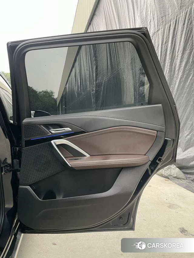 BMW X1 id 4298402 из Китая 12