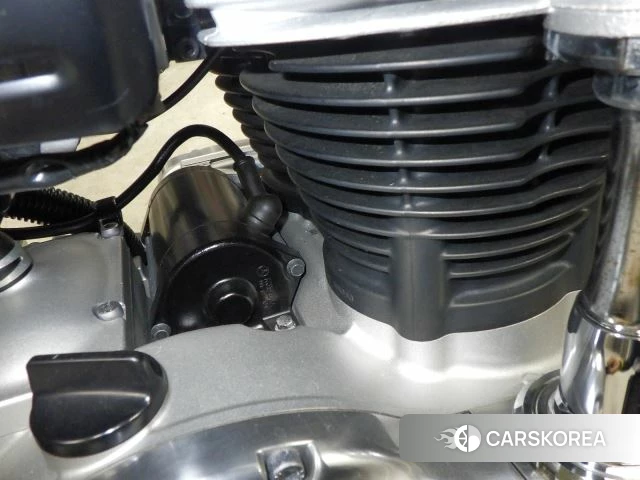 Engine photo