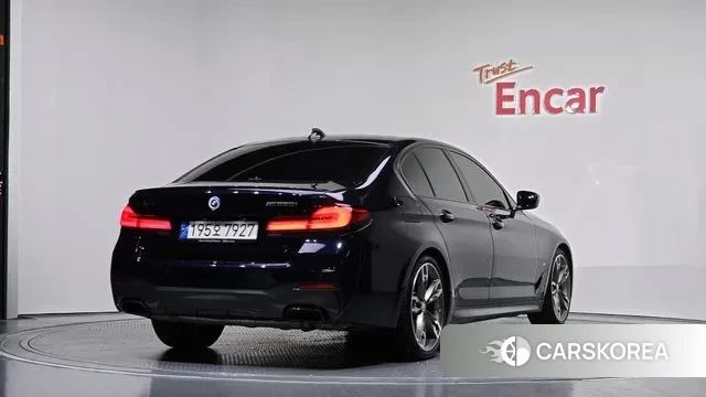 BMW 5 Series (G30) id 3405805 из Кореи 12