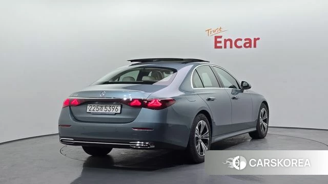 Mercedes-Benz E-Class W214 id 4302077 из Кореи 12