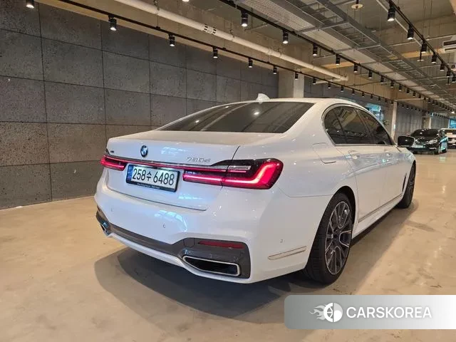 BMW 7 Series (G11) id 2895115 из Кореи 12