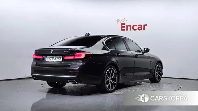 BMW 5 Series (G30) id 3059746 из Кореи 12