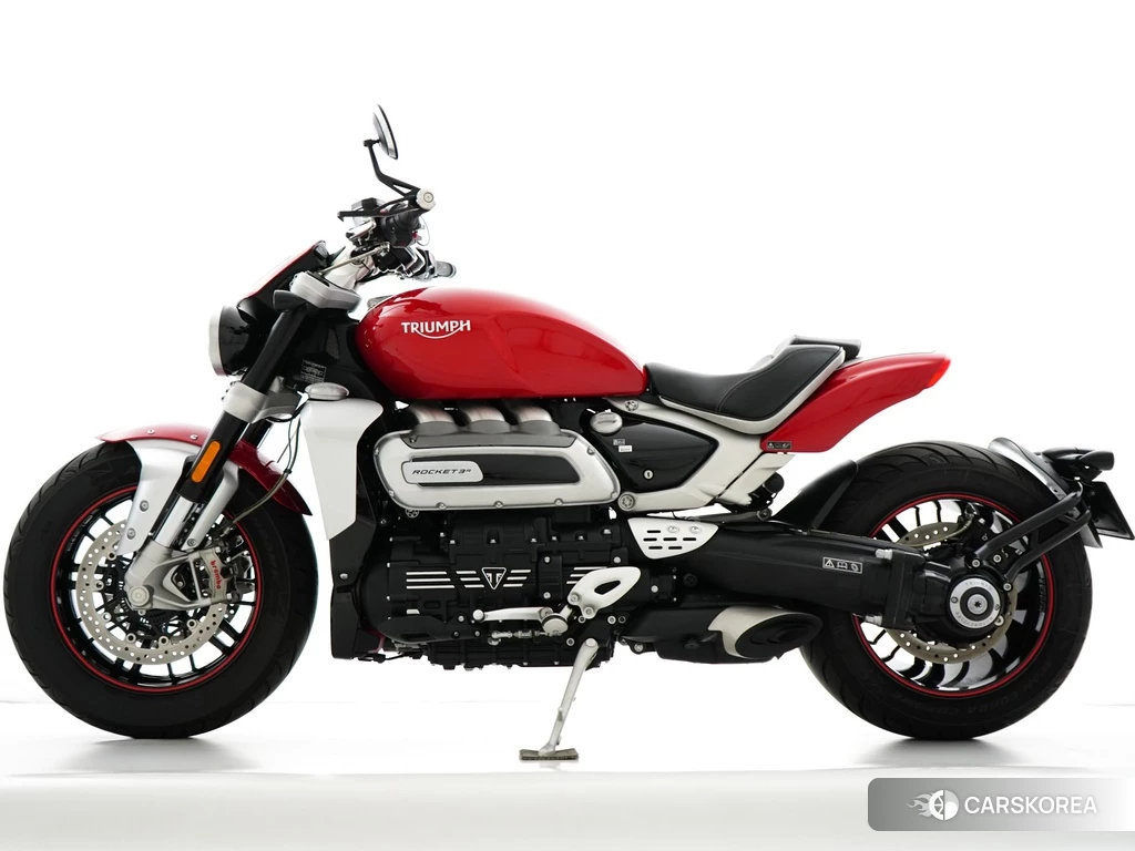 Проданный Triumph ROCKET 3 R 2020 из Японии, фото 2