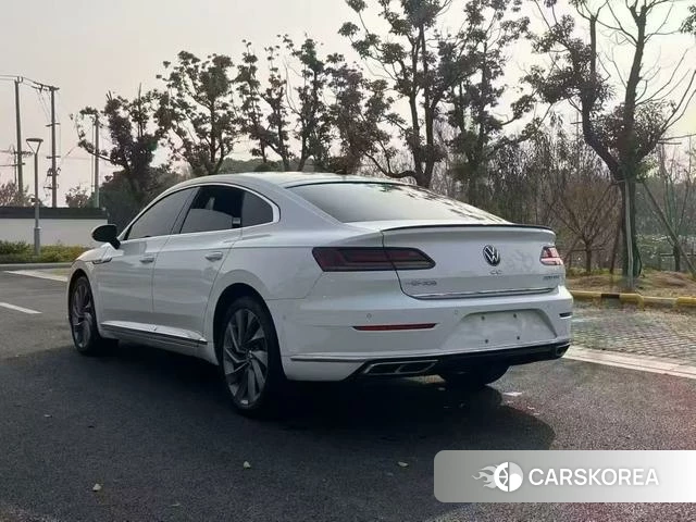 Volkswagen CC 2021 Белый из Китая, фото 2