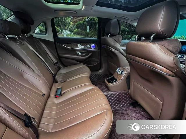 Mercedes-Benz E-class id 4301020 из Китая 12
