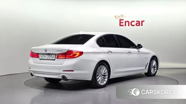 BMW 5 Series (G30) id 3396971 из Кореи 12