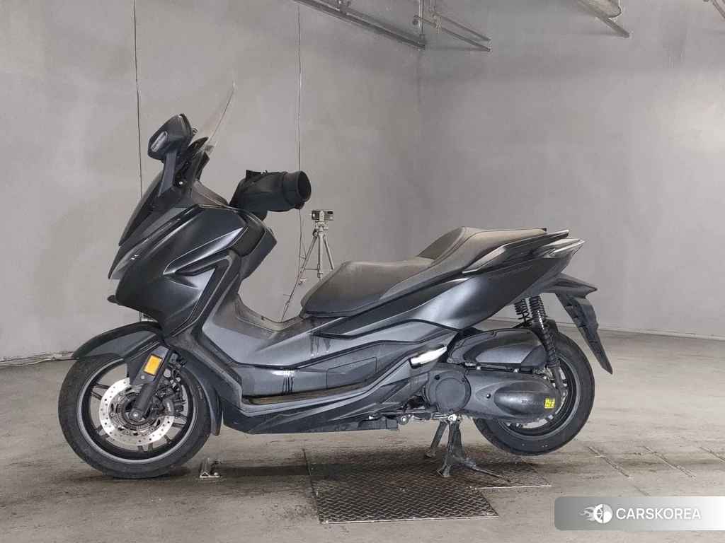 Проданный Honda FORZA 2018 из Японии, фото 2